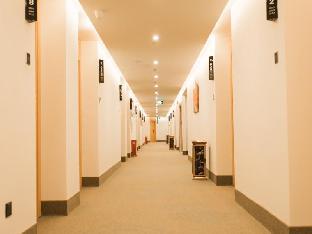 greentree innzhangjiakou high speed railway station business hotel