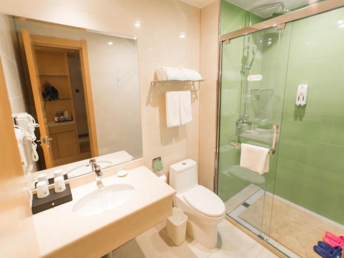 greentree innzhangjiakou high speed railway station business hotel