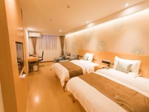 greentree innzhangjiakou high speed railway station business hotel