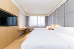 ji hotel shanghai the bund jiujiang road