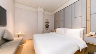 ji hotel shanghai the bund jiujiang road