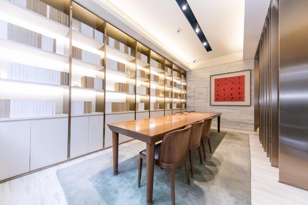 ji hotel shanghai the bund jiujiang road