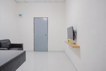 reddoorz apartment batam centre 3