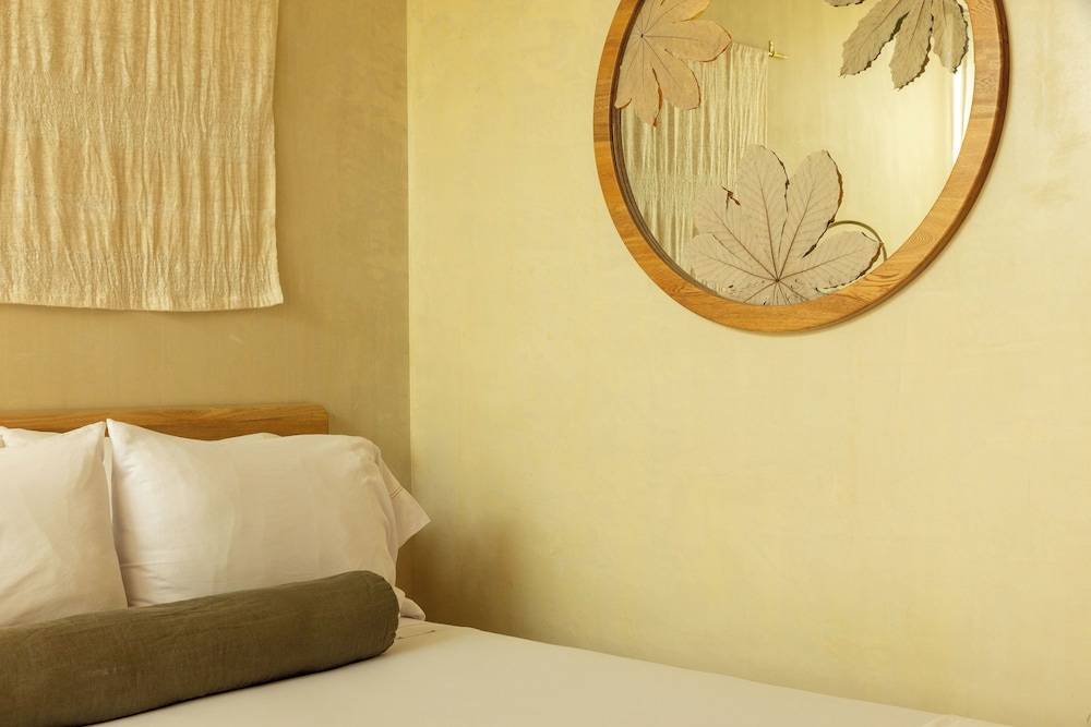 23 hotel
