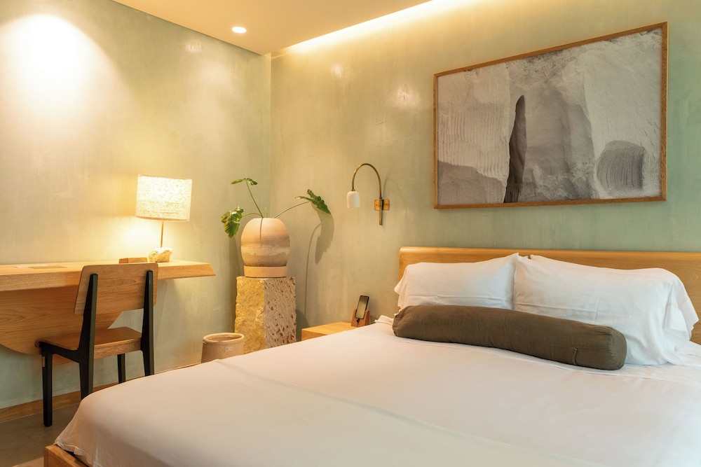 23 hotel