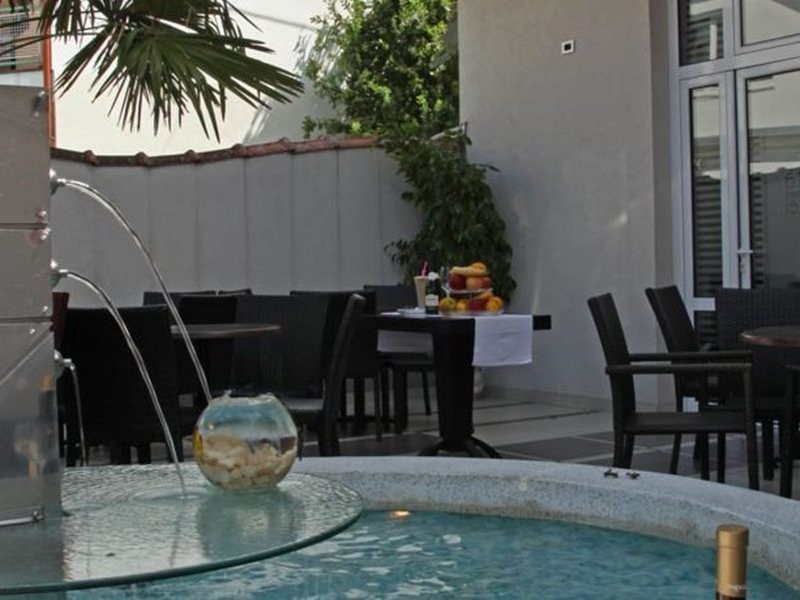 boutique hotel arta