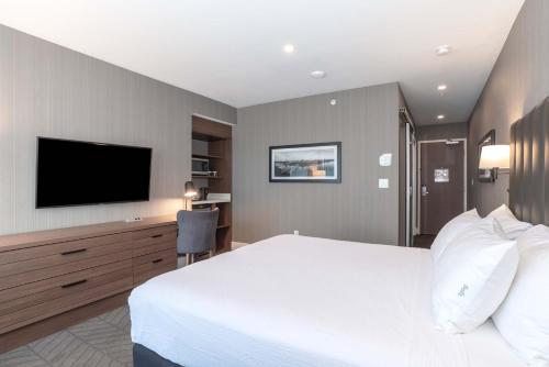 sandman signature saskatoon south hotel
