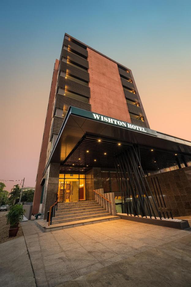 wishton hotel yangon