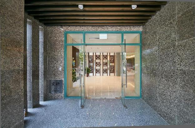 wishton hotel yangon