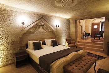 ada cave suites hotel