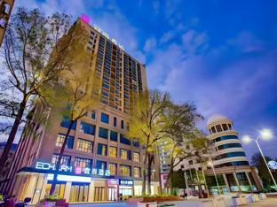 echarm hotel xinyang xin county