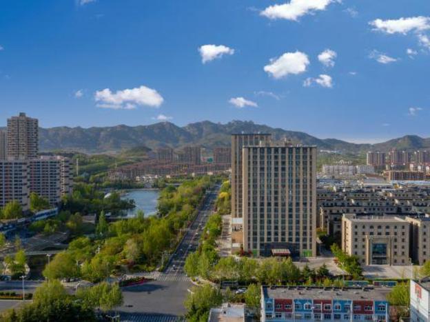 international academician park hotel