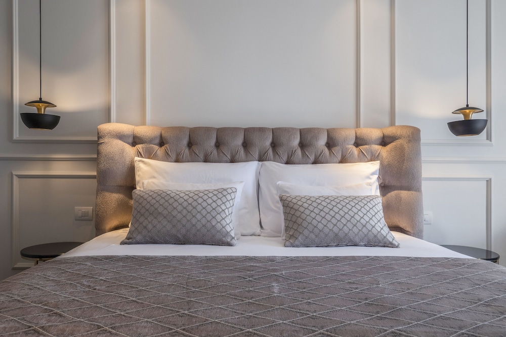 vivid blue serenity resort