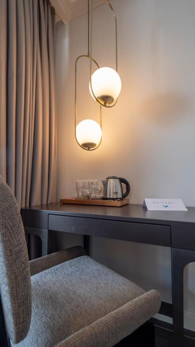 vivid blue serenity resort