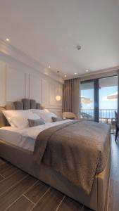 vivid blue serenity resort