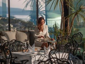 vivid blue serenity resort