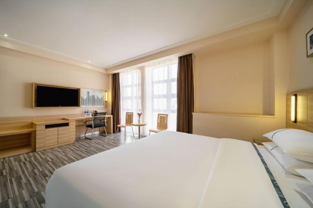 city comfort inn maoming high speed railway station