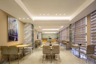 city comfort inn maoming high speed railway station