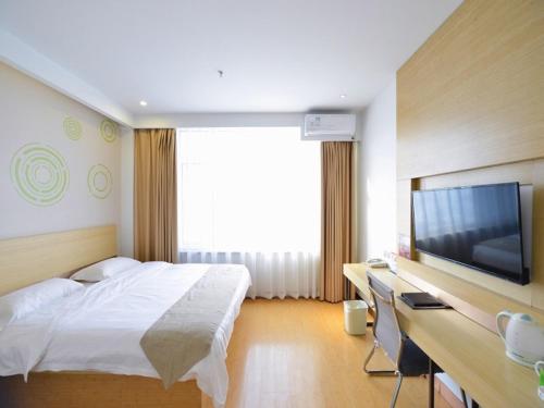 greentree inn dalian north railway station express