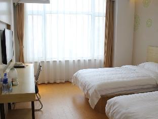 greentree inn dalian north railway station express