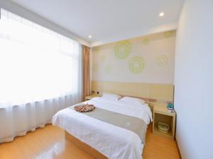 greentree inn dalian north railway station express