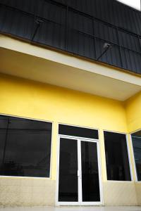 urooms tanah abang
