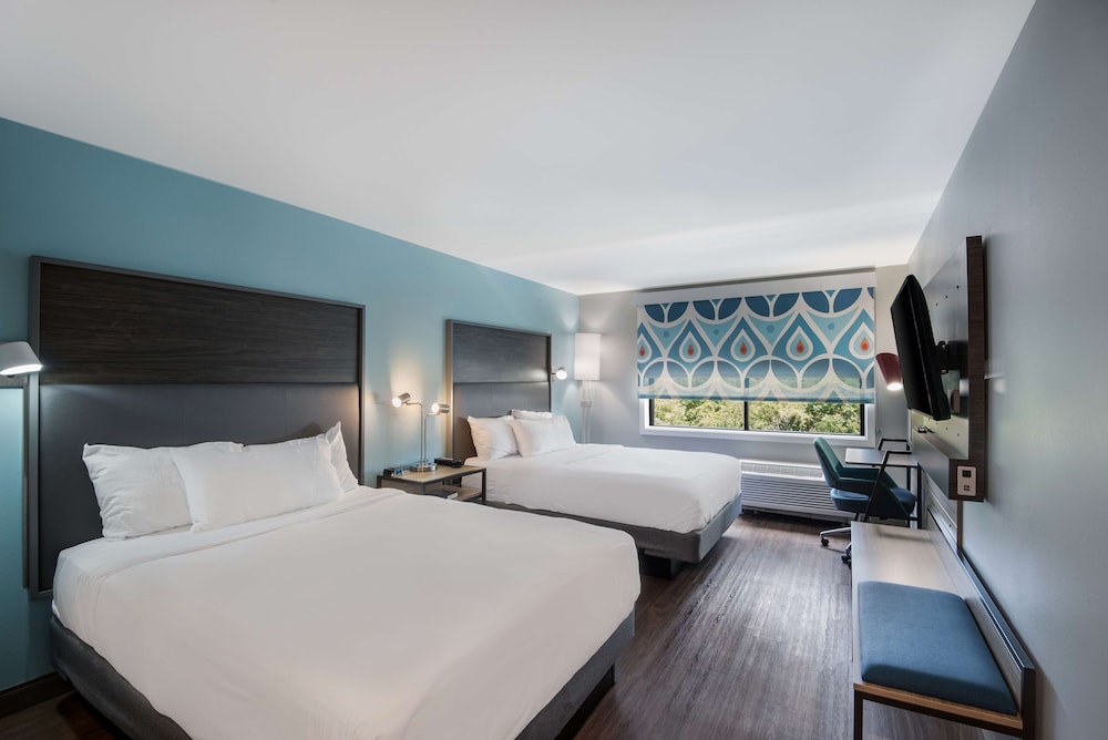 tru by hilton warsaw