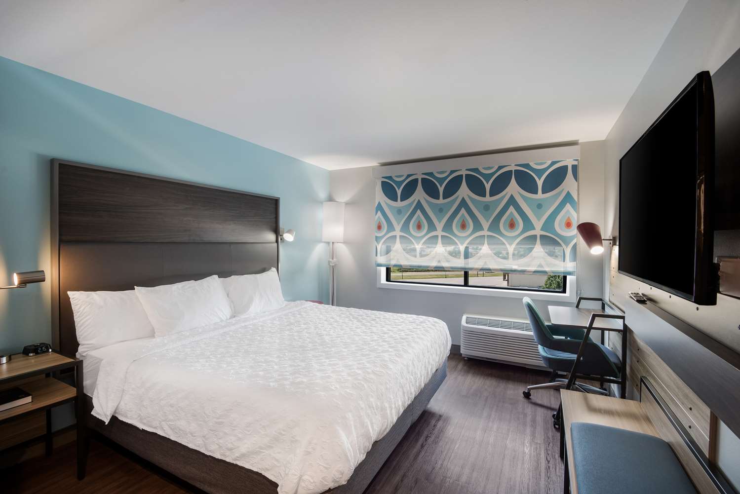 tru by hilton warsaw