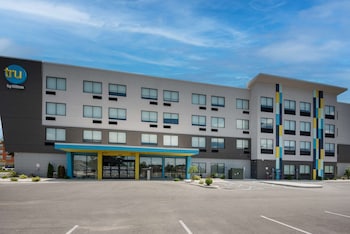 Tru By Hilton Warsaw,Middlebury>>Auburn,3 star