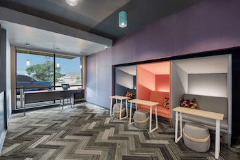 tru by hilton warsaw