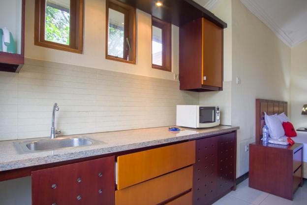 jasmine kayla guest house by reddoorz