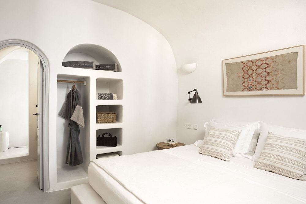 armenaki santorini