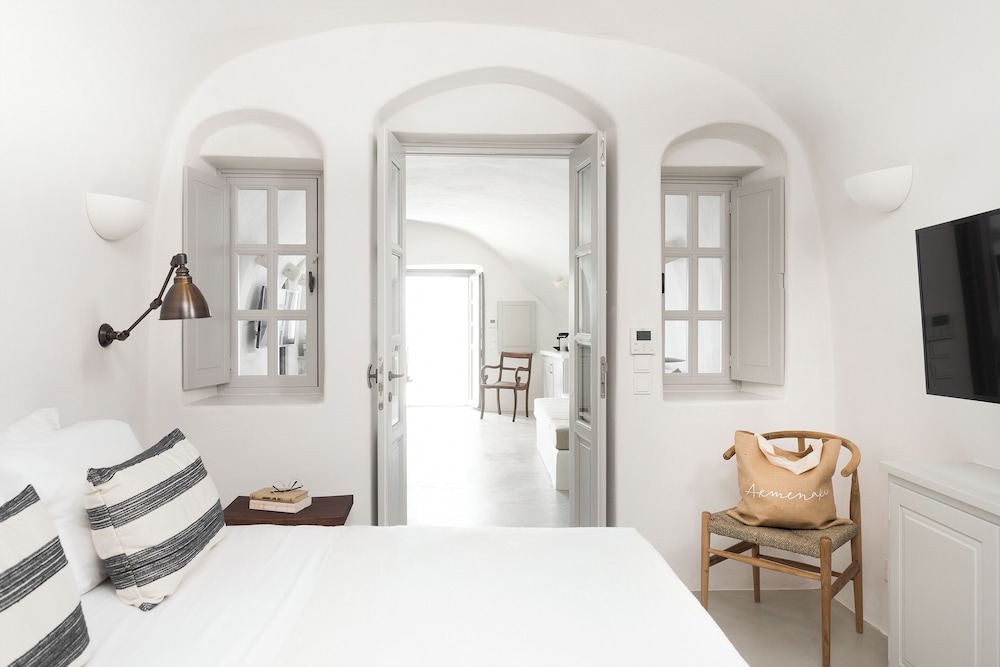 armenaki santorini