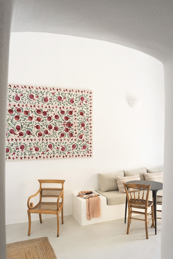 armenaki santorini