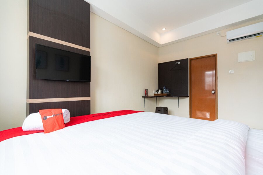 reddoorz plus harvest inn panakkukang
