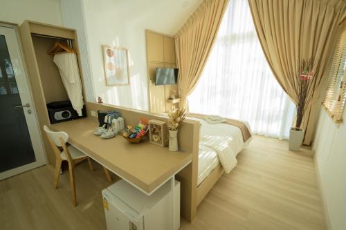 saksiam lakeside resort