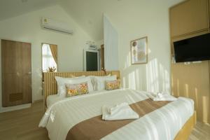 saksiam lakeside resort