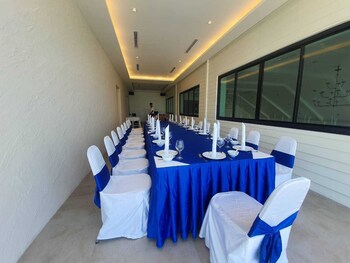 saksiam lakeside resort