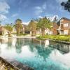 saksiam lakeside resort