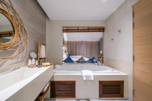 lullaby the sea hua hin