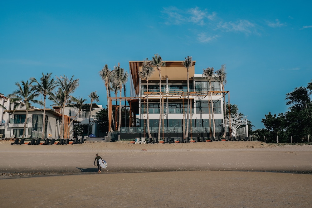 eco cozy beachfront resort chaam