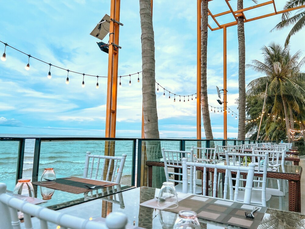 eco cozy beachfront resort chaam