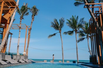 eco cozy beachfront resort chaam