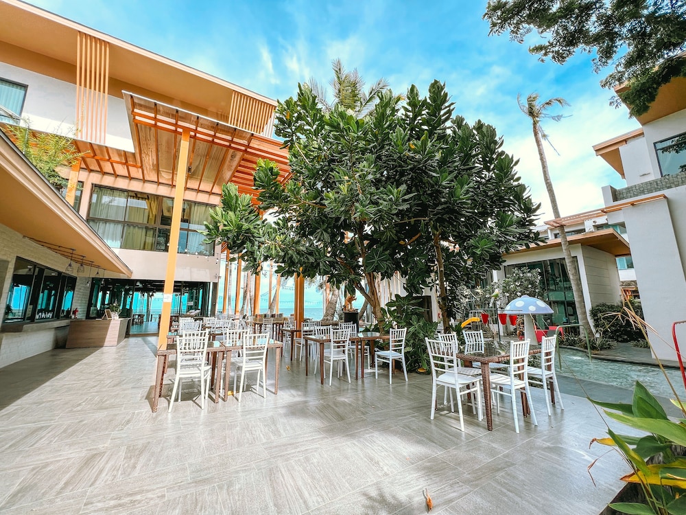 eco cozy beachfront resort chaam