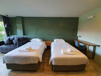 eco cozy beachfront resort chaam