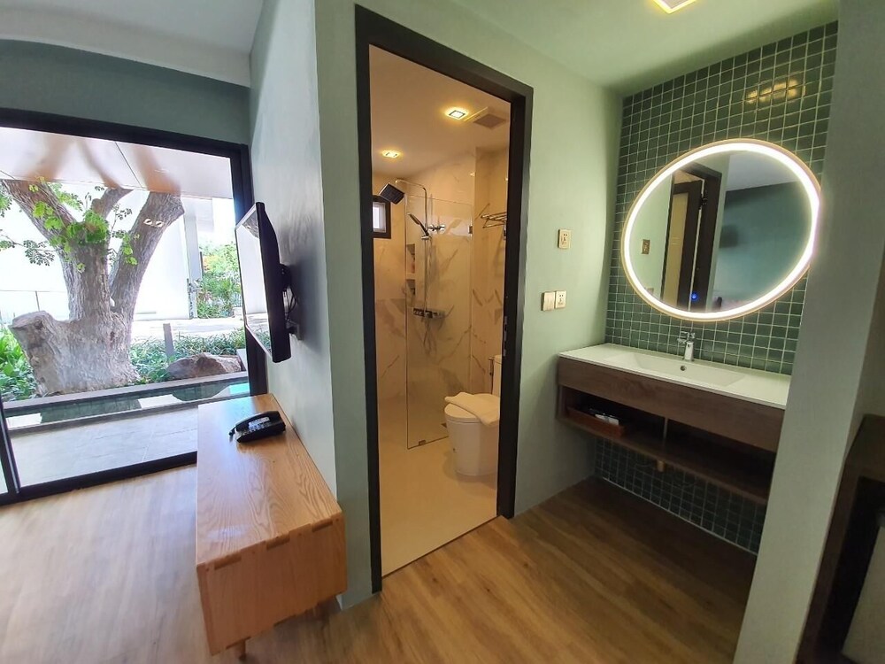 eco cozy beachfront resort chaam