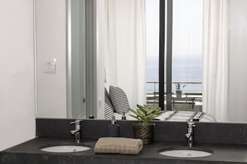 santa romana apartments and suites