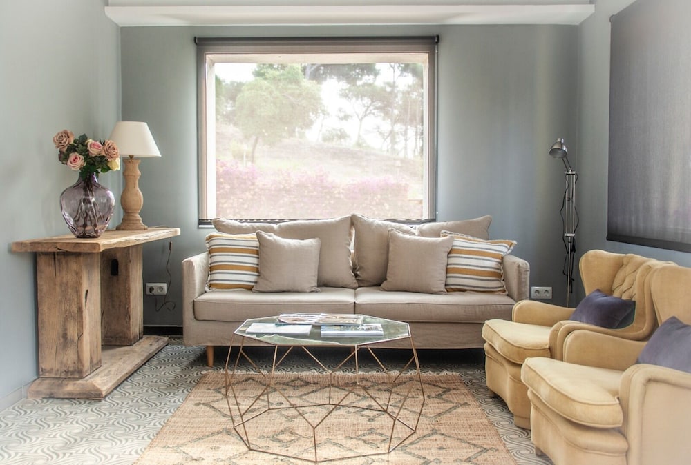 santa romana apartments and suites