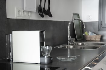 santa romana apartments and suites