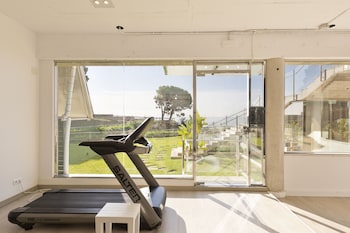 santa romana apartments and suites